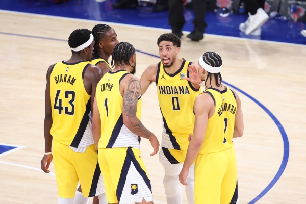 残阵步行者七人上双 123-99大胜热火赛季双杀 后者三分创耻辱纪录